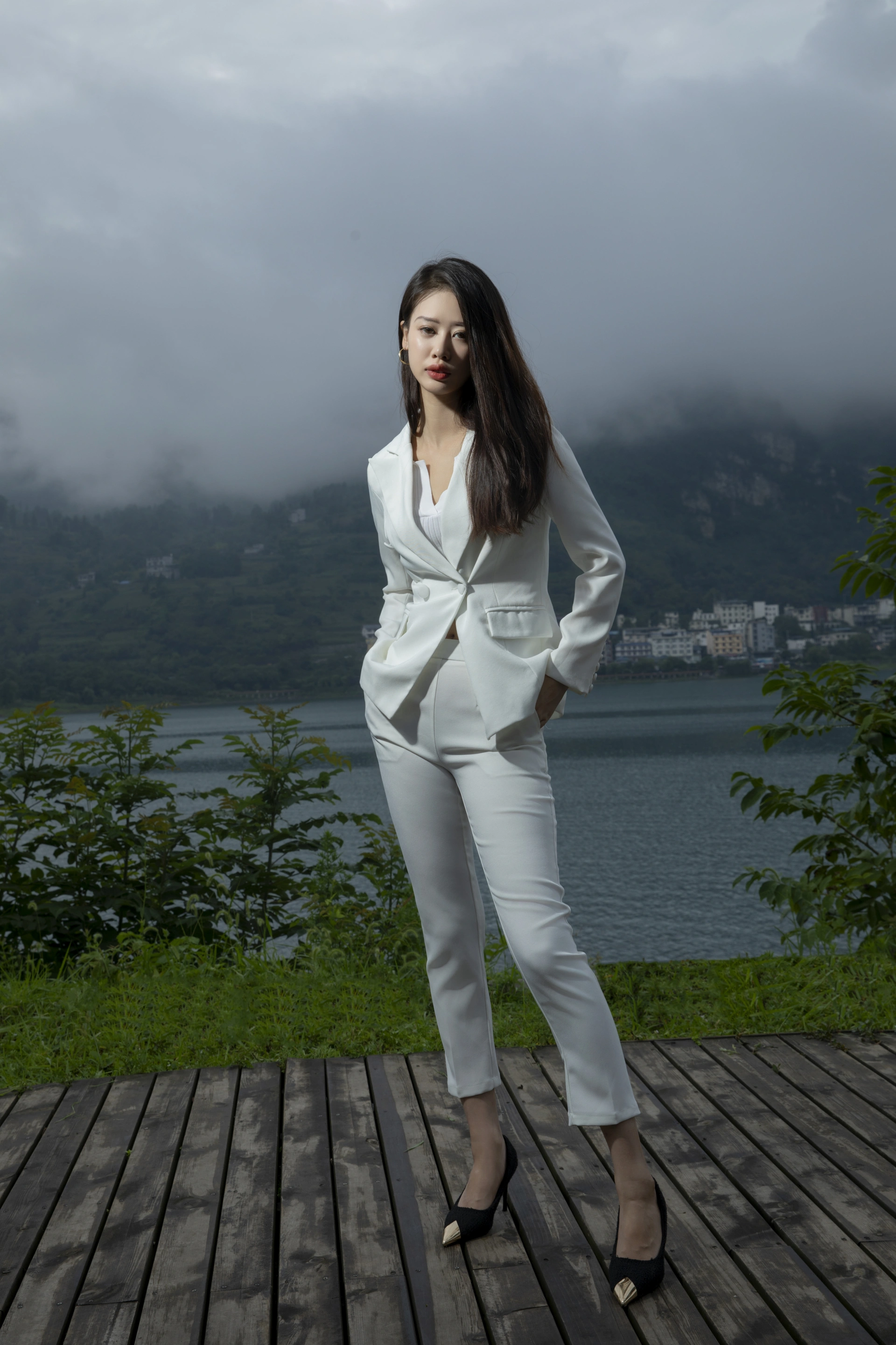 [YITUYU艺图语]2023.09.18 HEAD IN THE CLOUDS Chenaling_CL 2